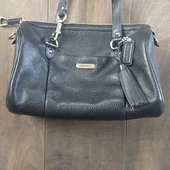 COACH BLACK PEPBBLED LEATHER TASSLE SATCHEL  BAG 9LX12W - Picture 2 of 14